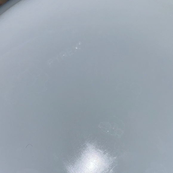 Pyrex “Autumn Glory”  large dish - Picture 3 of 8